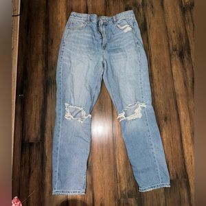 American Eagle Mom Jeans